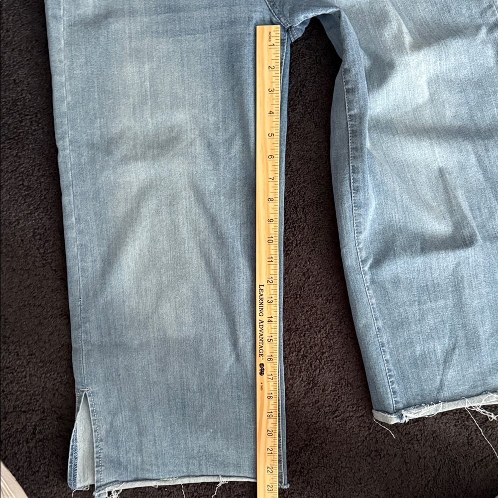 Elan Light Denim Flare Jeans - Picture 6 of 6